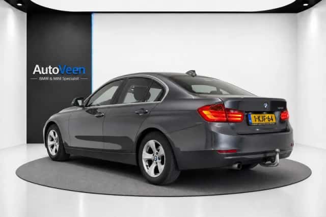 BMW 3-Serie (2013) thumbnail 5