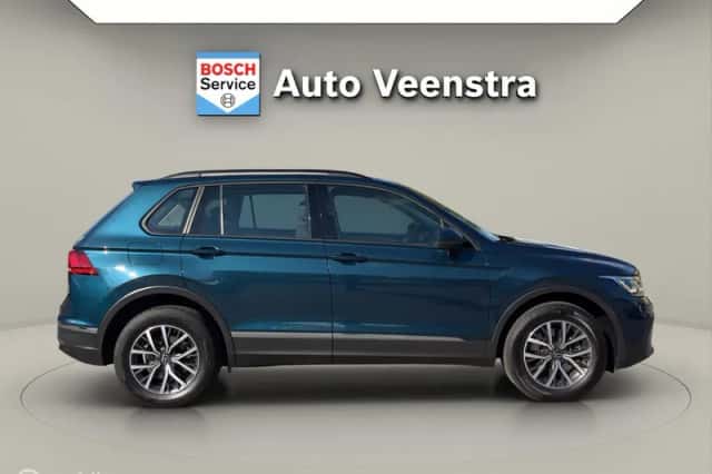 Volkswagen Tiguan (2022) thumbnail 6
