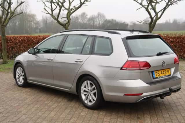 Volkswagen Golf (2017) thumbnail 6