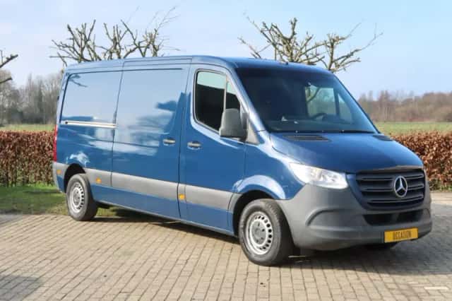 Mercedes-Benz Sprinter (2019) thumbnail 3