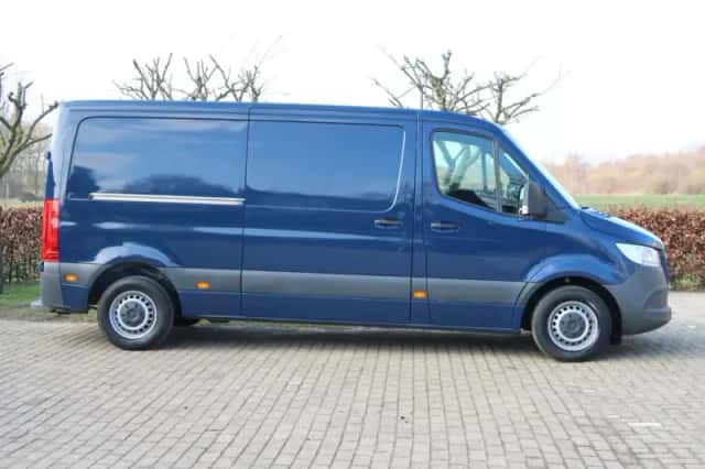 Mercedes-Benz Sprinter (2019) thumbnail 4