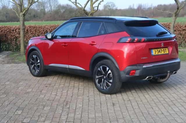 Peugeot 2008 (2020) thumbnail 6