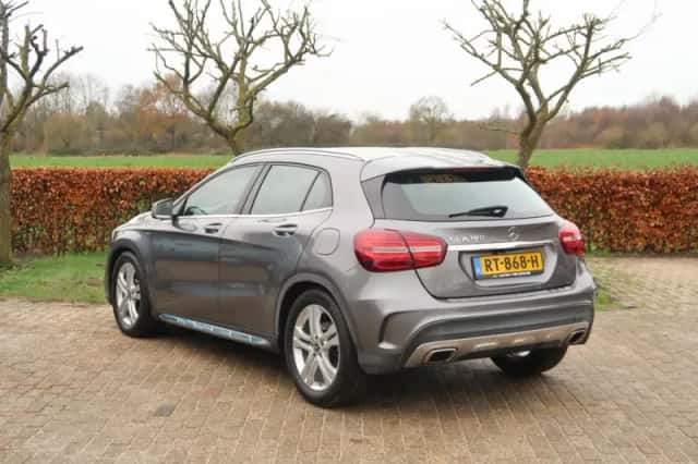 Mercedes-Benz GLA (2018) thumbnail 6