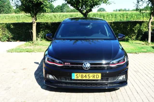 Volkswagen Polo (2018) thumbnail 3