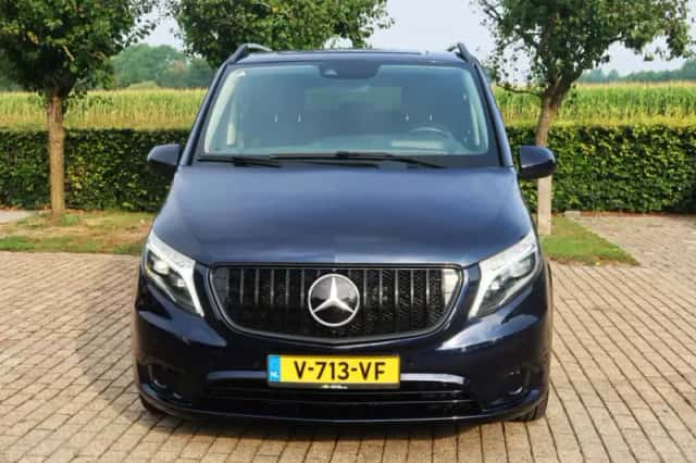 Mercedes-Benz Vito (2019) thumbnail 2