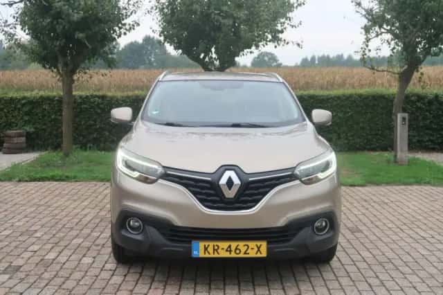 Renault Kadjar (2016) thumbnail 2