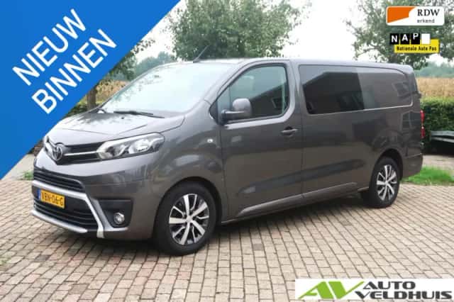 Toyota Proace (2019) thumbnail 1