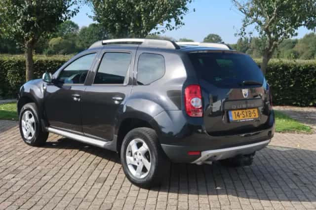 Dacia Duster (2012) thumbnail 6
