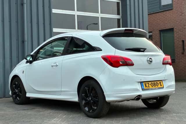 Opel Corsa (2017) thumbnail 4