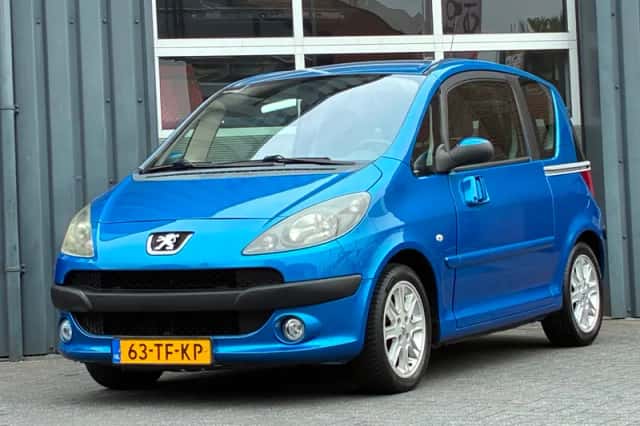 Peugeot 1007 (2006) thumbnail 1