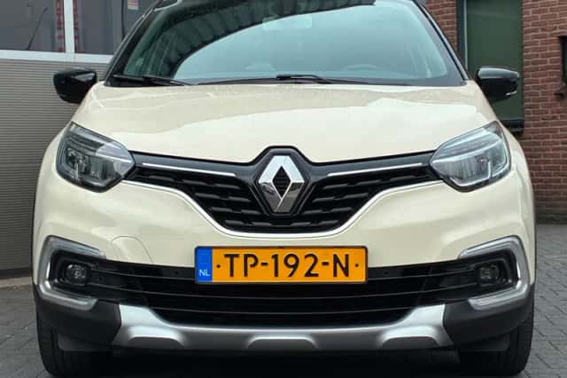 Renault Captur (2018) thumbnail 5