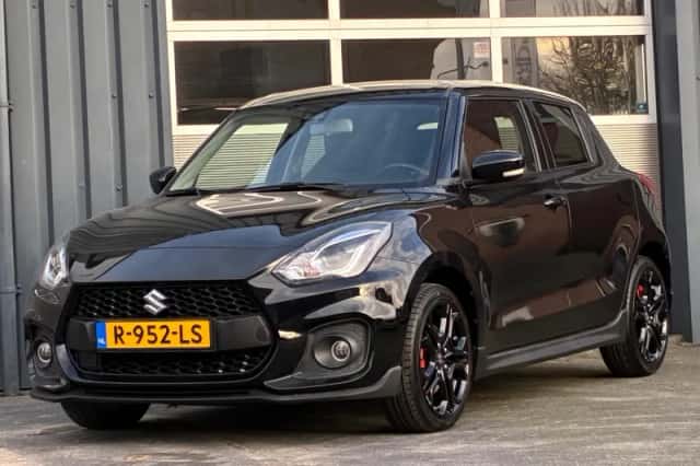 Suzuki Swift (2018) thumbnail 1