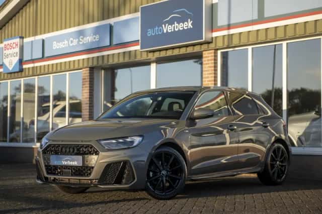 Audi A1 (2022) thumbnail 2