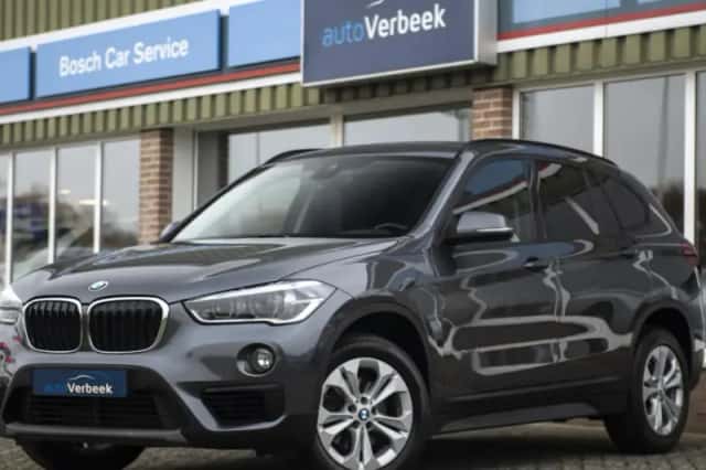 BMW X1 (2017) thumbnail 1