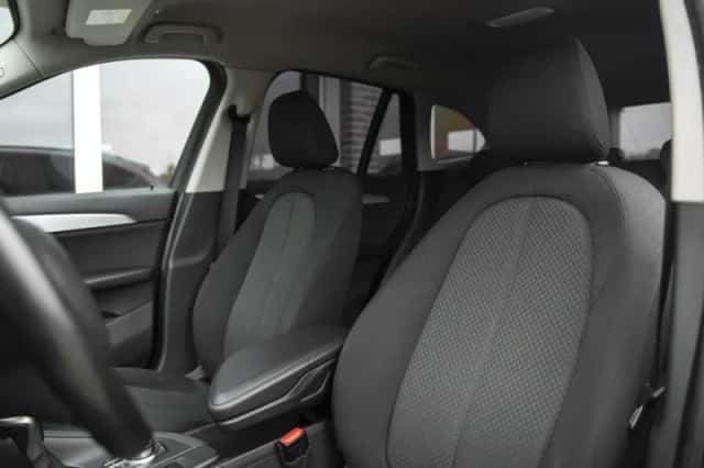 BMW X1 (2017) thumbnail 4