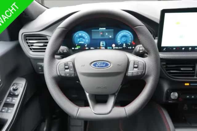 Ford Kuga (2025) thumbnail 4