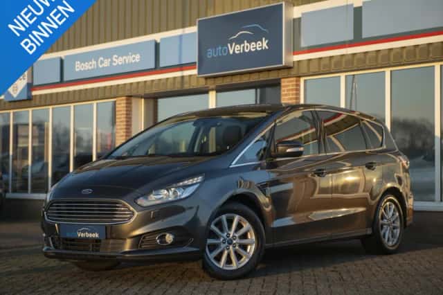 Ford S-Max (2016) thumbnail 1