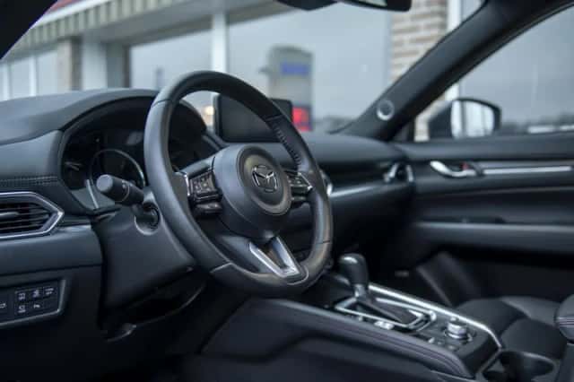 Mazda CX-5 (2024) thumbnail 3