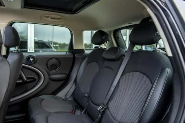 MINI Countryman (2015) thumbnail 5