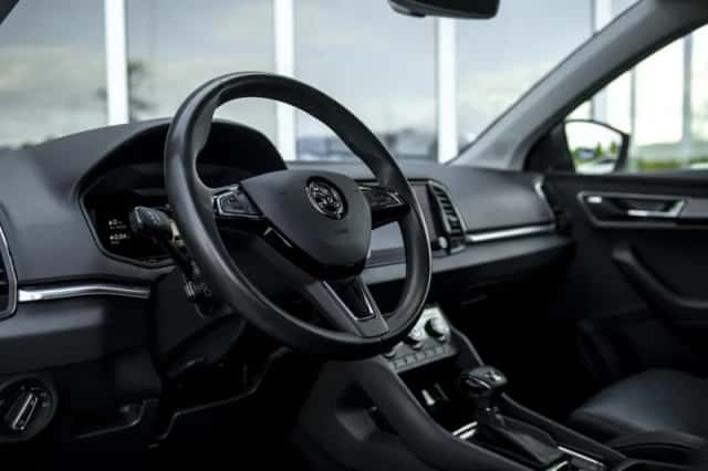 Škoda Karoq (2019) thumbnail 4