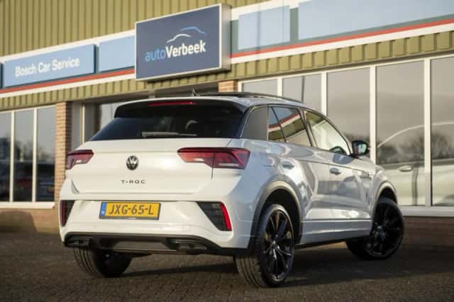 Volkswagen T-Roc (2025) thumbnail 3