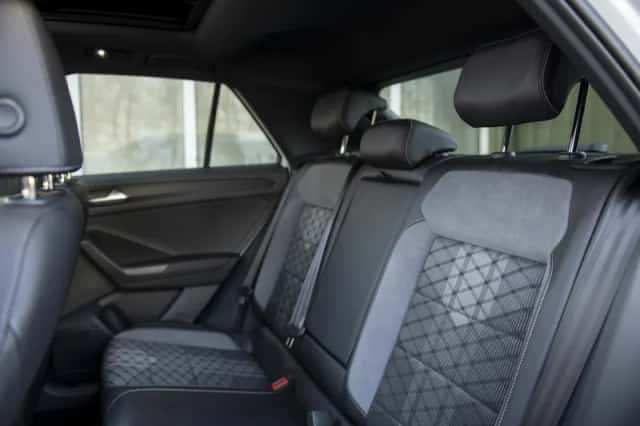 Volkswagen T-Roc (2025) thumbnail 6