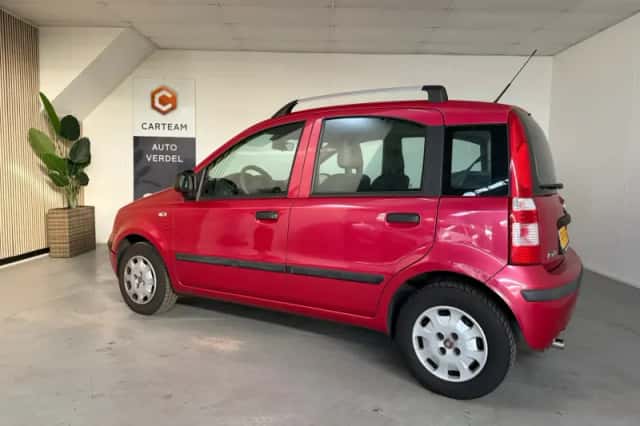 Fiat Panda (2011) thumbnail 2