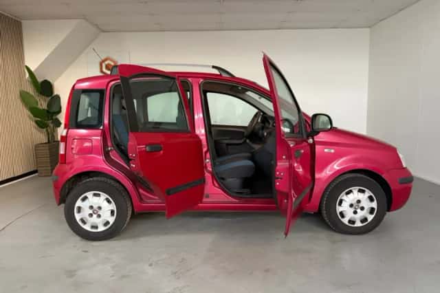 Fiat Panda (2011) thumbnail 9