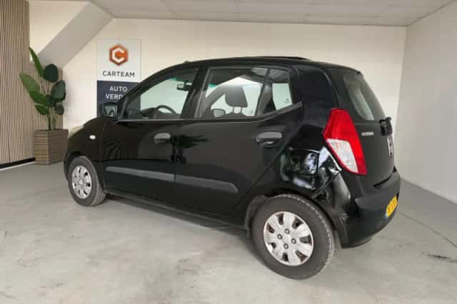 Hyundai i10 (2010) thumbnail 2