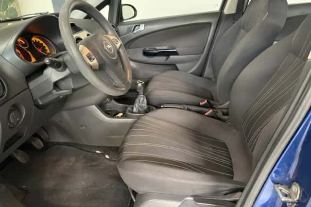 Opel Corsa (2008) thumbnail 12
