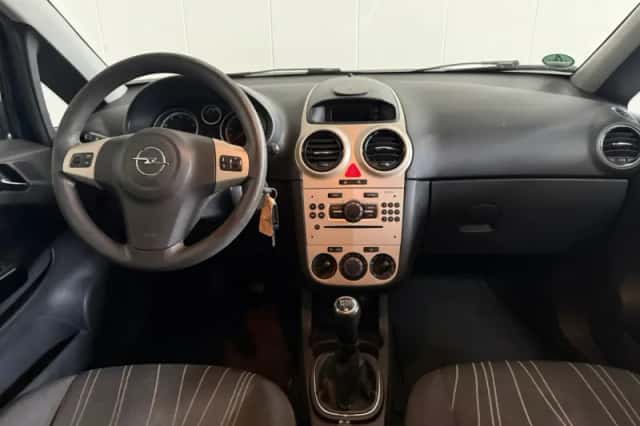 Opel Corsa (2008) thumbnail 15