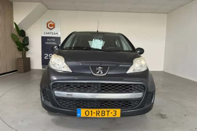 Peugeot 107 (2011) thumbnail 6