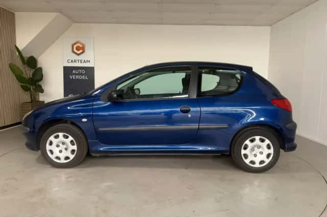 Peugeot 206 (2004) thumbnail 5