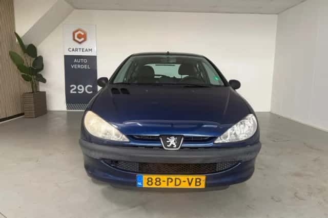 Peugeot 206 (2004) thumbnail 6
