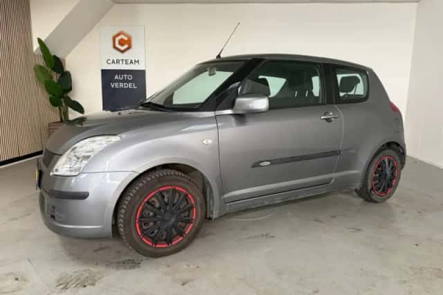 Suzuki Swift (2006) thumbnail 1