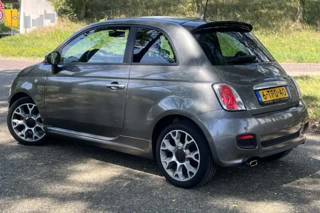Fiat 500 (2014) thumbnail 2