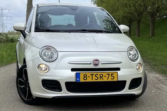 Fiat 500 (2014) thumbnail 2