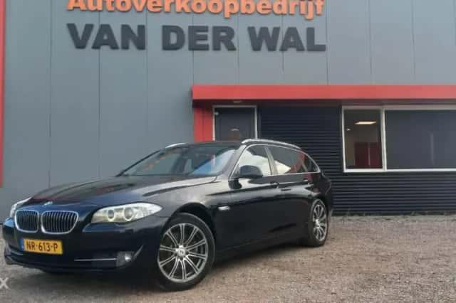 BMW 5-Serie (2012) thumbnail 1
