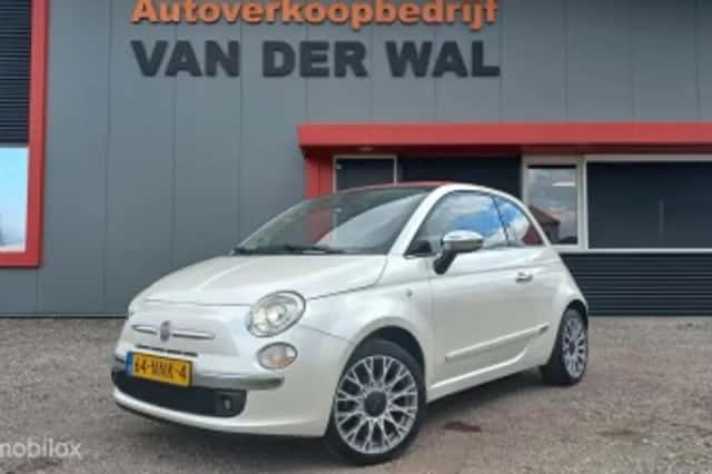 Fiat 500 (2010) thumbnail 2