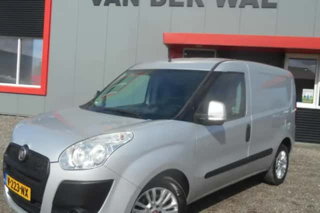 Fiat Doblò (2015) thumbnail 1