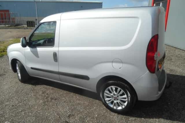 Fiat Doblò (2015) thumbnail 5