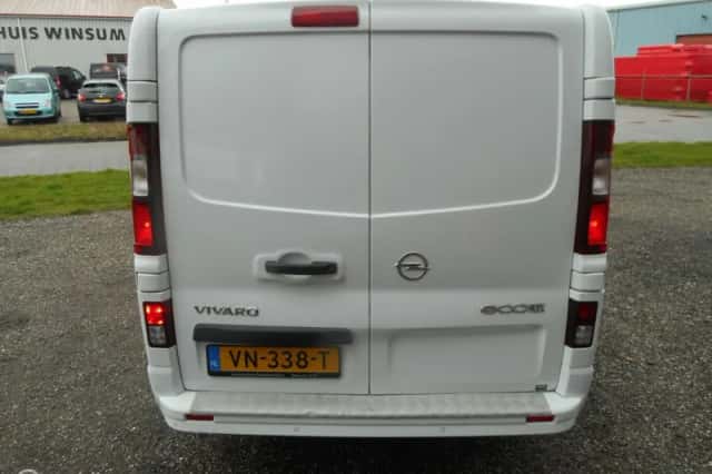 Opel Vivaro (2015) thumbnail 5