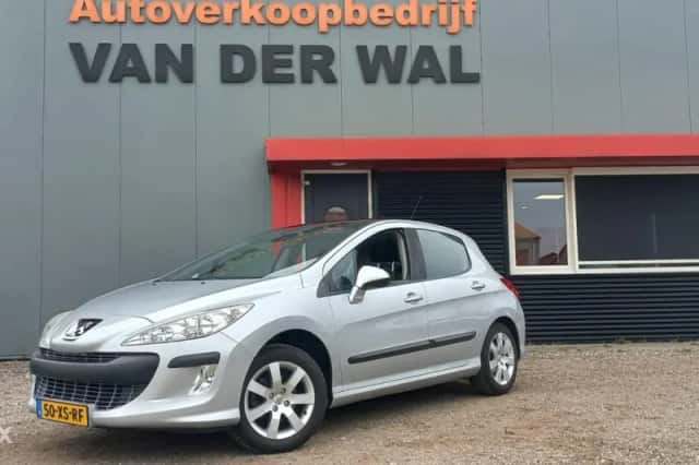 Peugeot 308 (2007) thumbnail 2