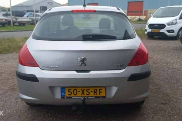 Peugeot 308 (2007) thumbnail 5