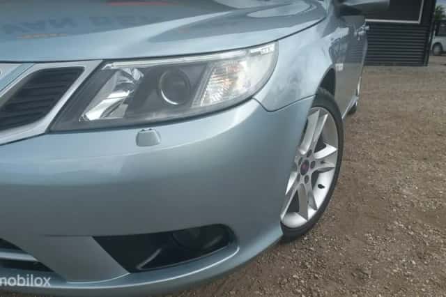 Saab 9-3 (2011) thumbnail 4
