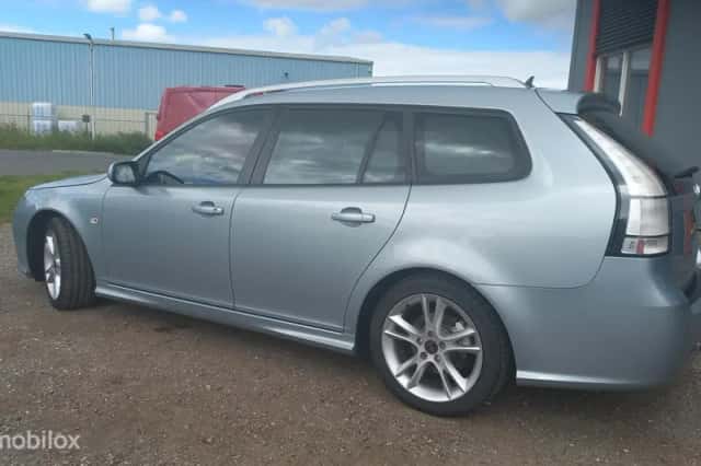 Saab 9-3 (2011) thumbnail 5