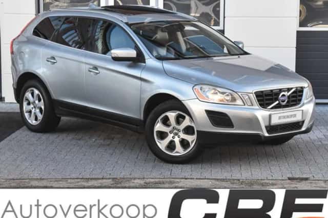 Volvo XC60 (2011) thumbnail 1