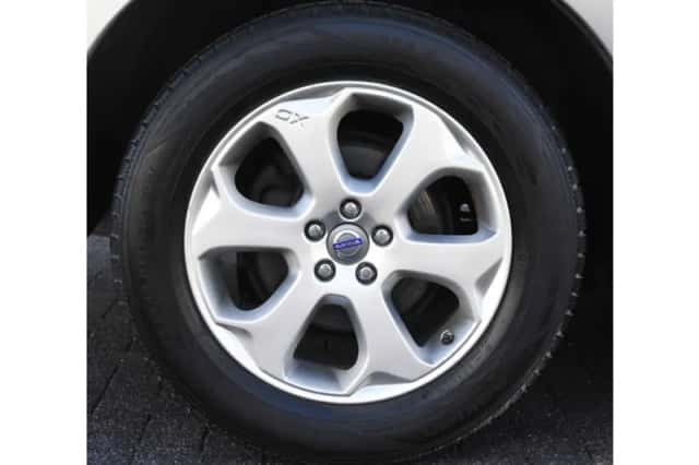 Volvo XC60 (2011) thumbnail 6
