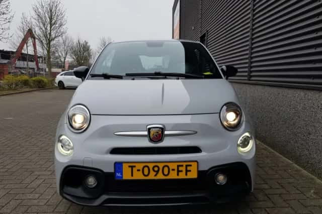 Abarth 500 (2021) thumbnail 5