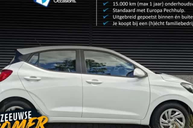 Hyundai i10 (2021) thumbnail 1